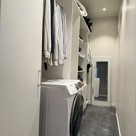 Apartment Sentralt Pa *